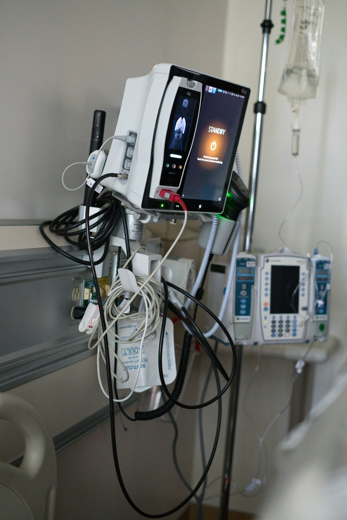 Enhance Patient Experience Here: Bedside Hitekon Medical Infotainment ...
